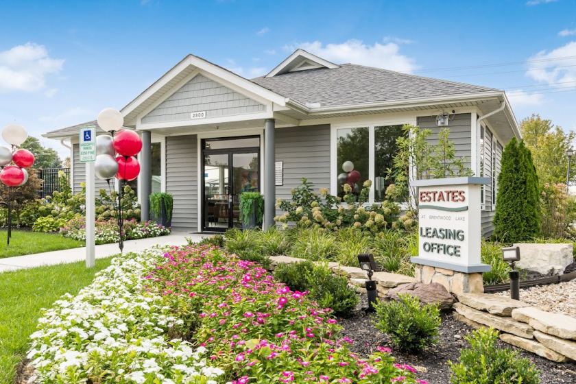 Estates at Brentwood Lake — Reynoldsburg, OH
